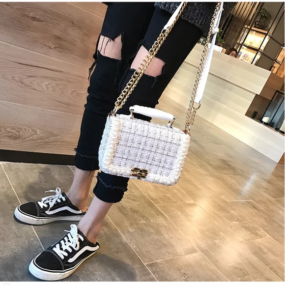 Magical Woolen Crossbody Bag - Picture 3 of 8